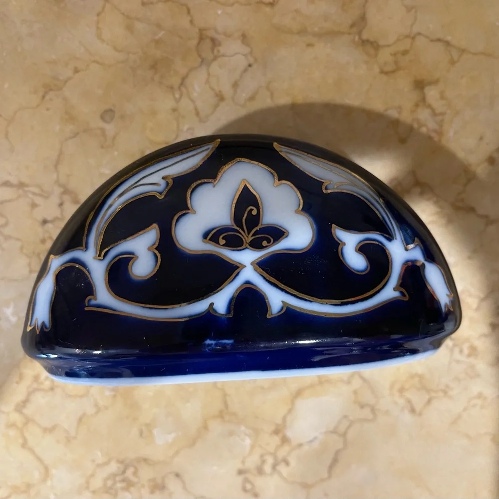 Ceramic Napkin holder handmade painting new